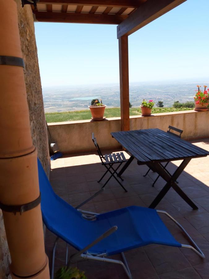 Casa Nel Vigneto Erice Pension Buitenkant foto