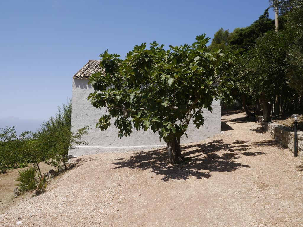 Casa Nel Vigneto Erice Pension Buitenkant foto